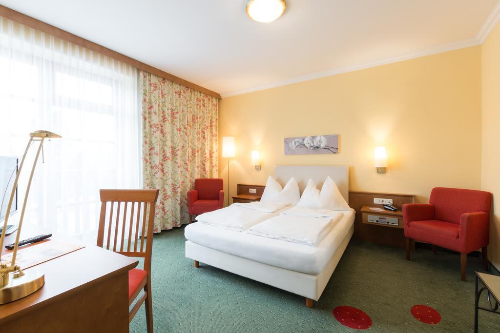 Kurhotel St. Josef Durrnberg Extérieur photo